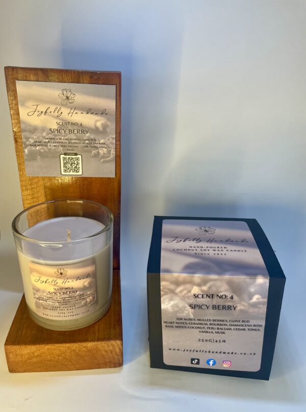 Scent No4:  Spicy Berry Candle - Image 3